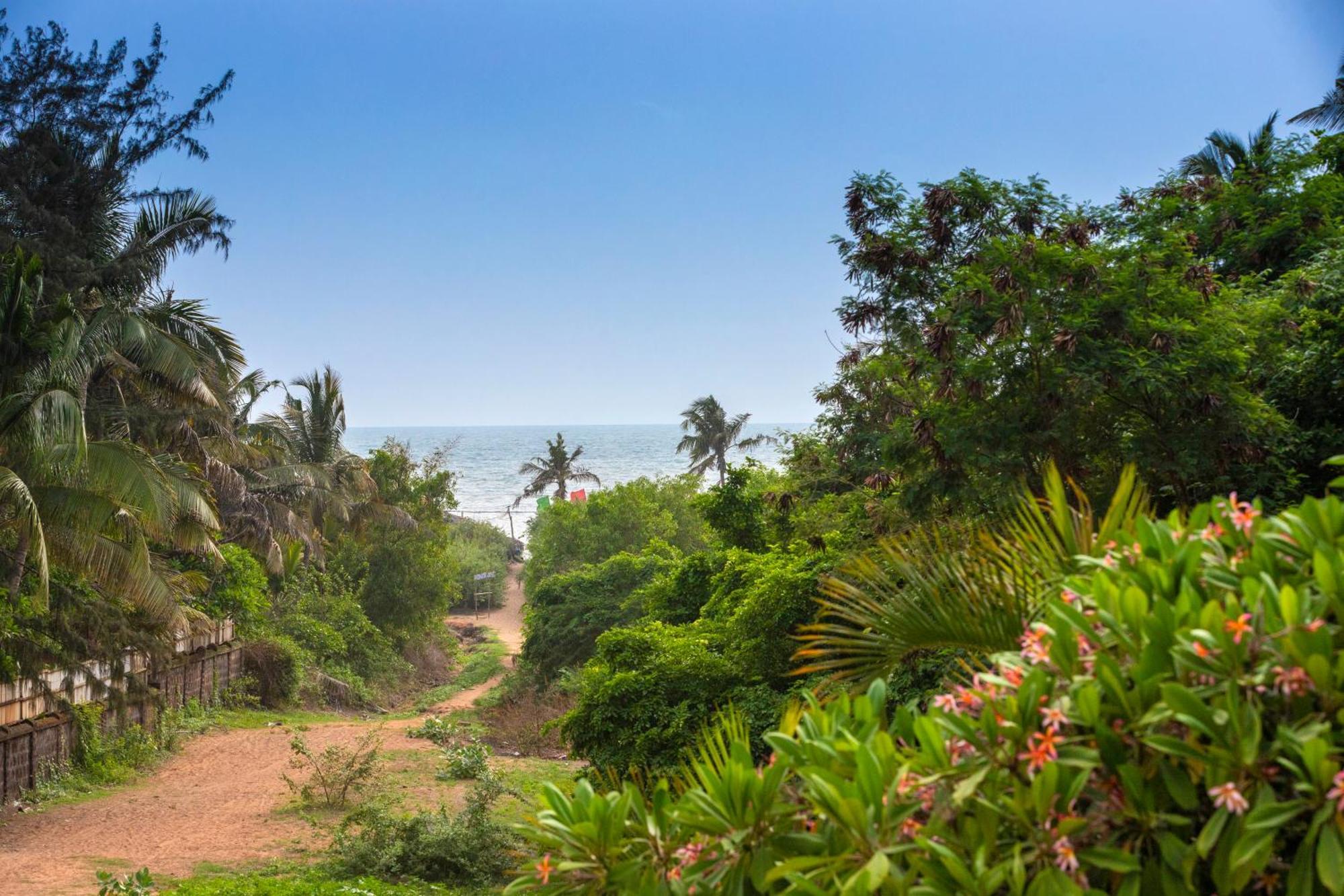De Mandarin Beach Resort Suites & Villas, Candolim Ngoại thất bức ảnh