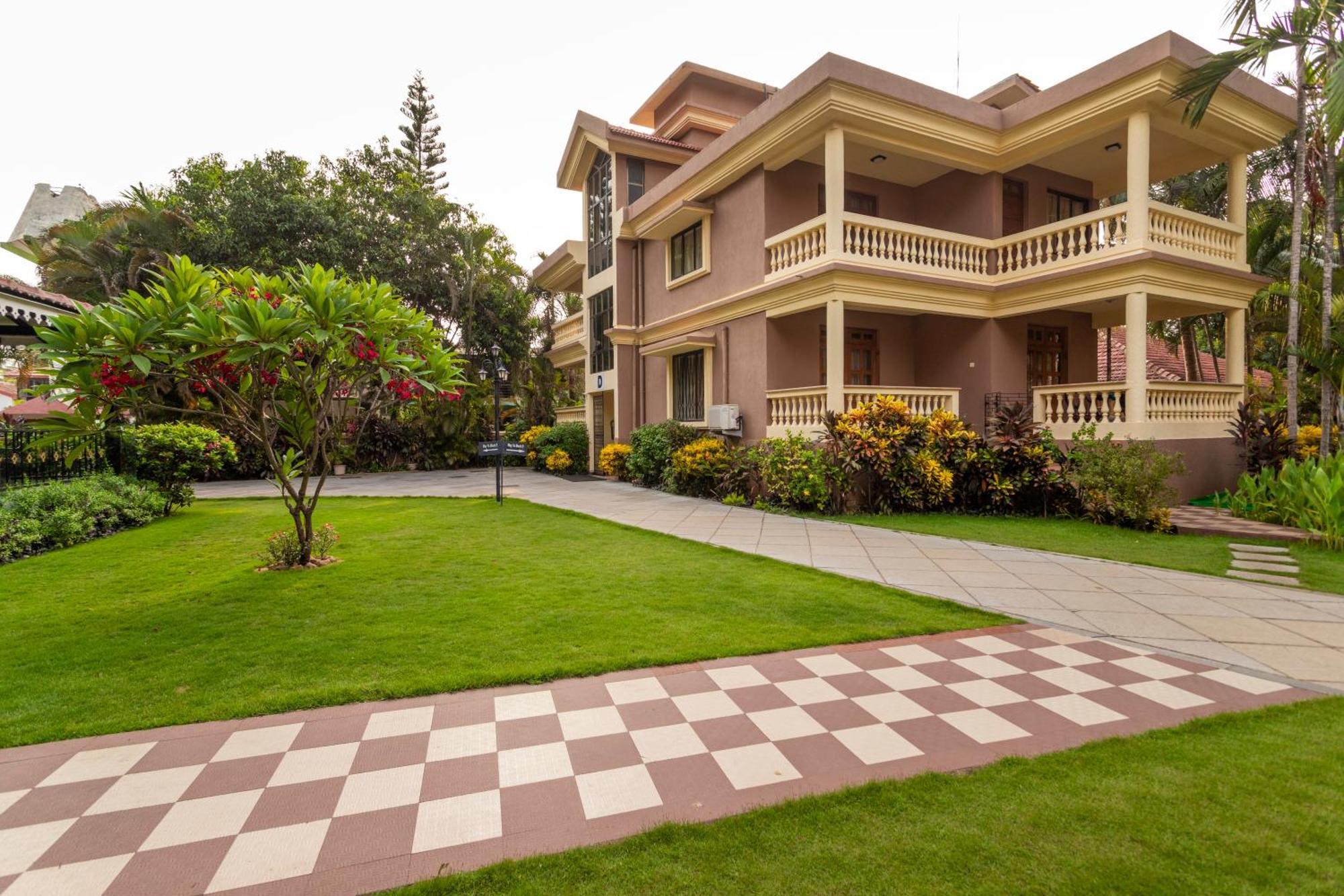 De Mandarin Beach Resort Suites & Villas, Candolim Ngoại thất bức ảnh