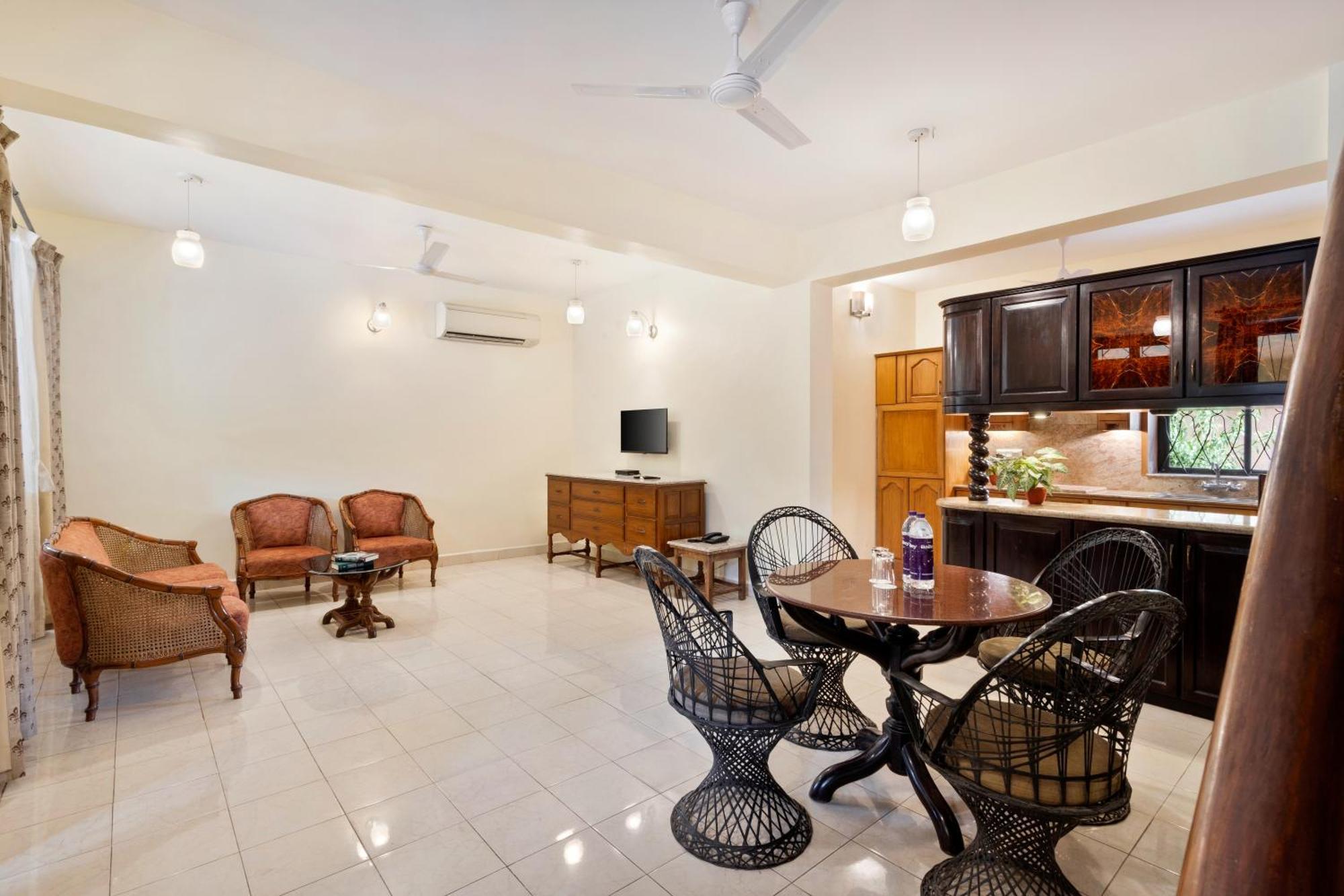 De Mandarin Beach Resort Suites & Villas, Candolim Ngoại thất bức ảnh
