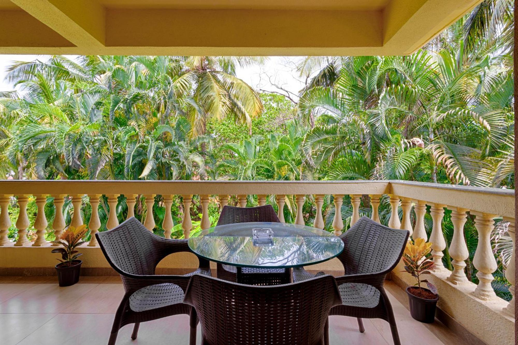 De Mandarin Beach Resort Suites & Villas, Candolim Ngoại thất bức ảnh