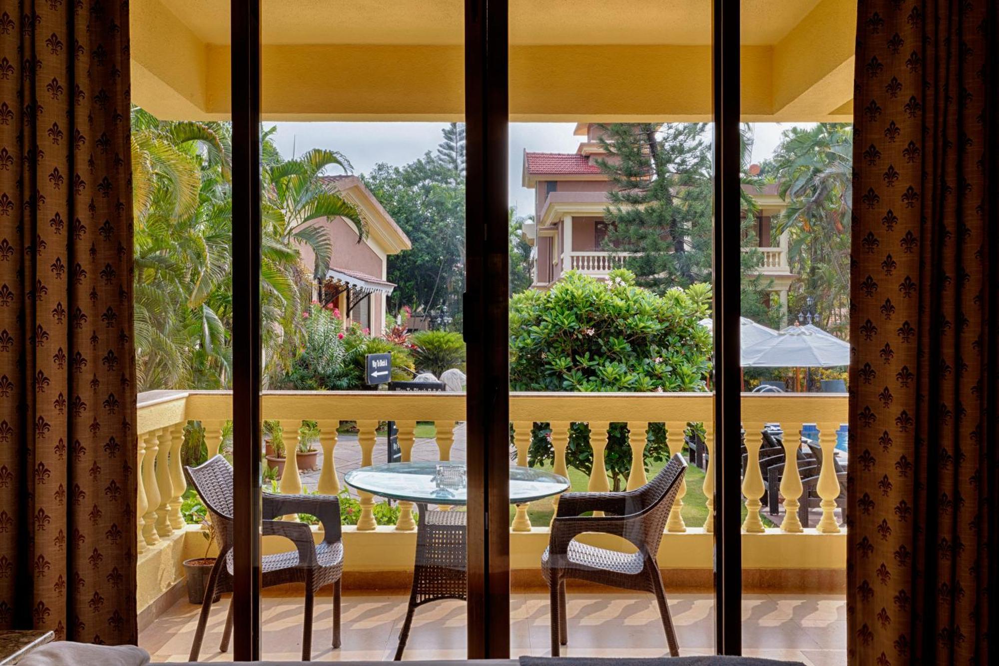 De Mandarin Beach Resort Suites & Villas, Candolim Ngoại thất bức ảnh