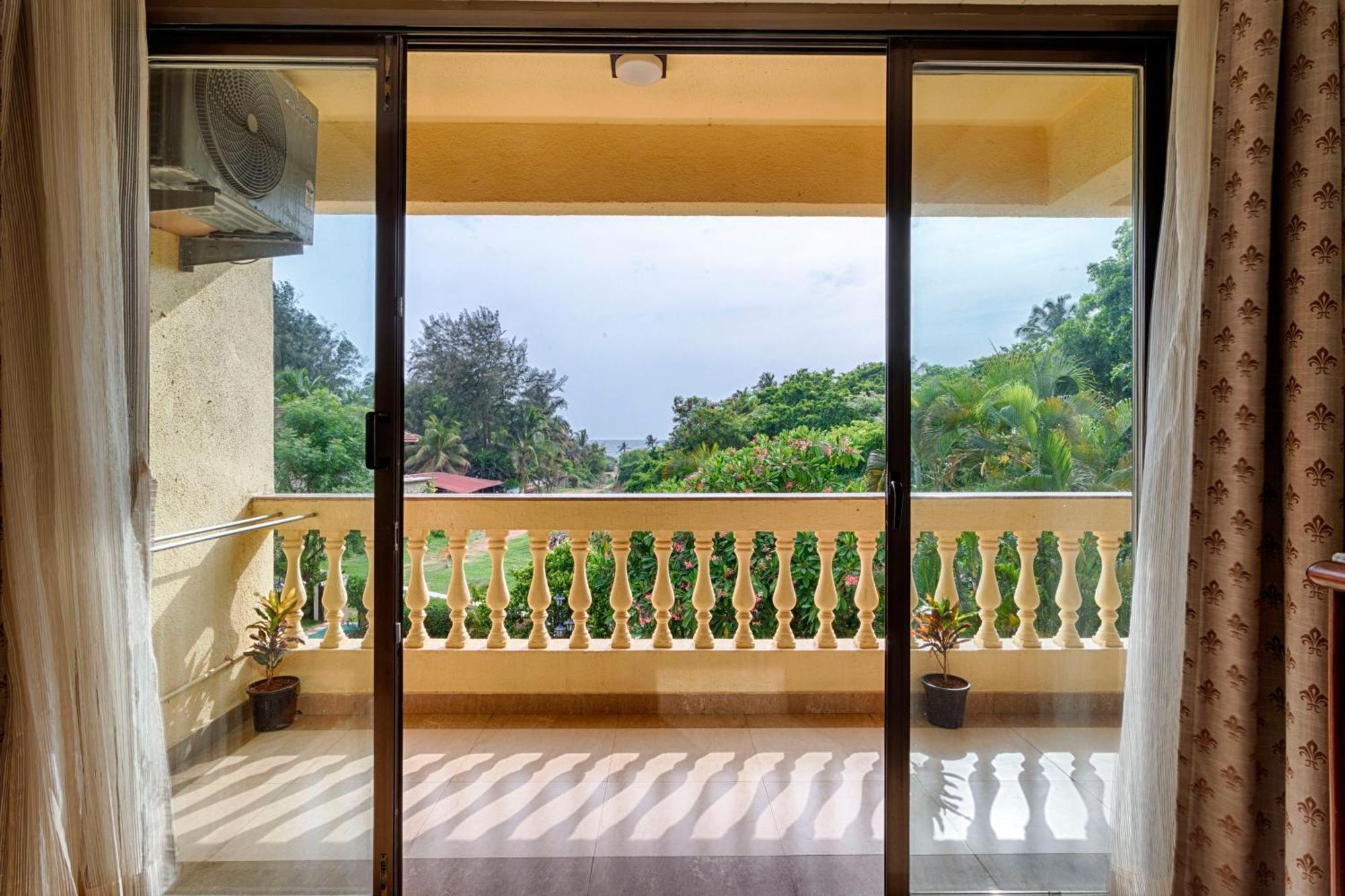 De Mandarin Beach Resort Suites & Villas, Candolim Ngoại thất bức ảnh